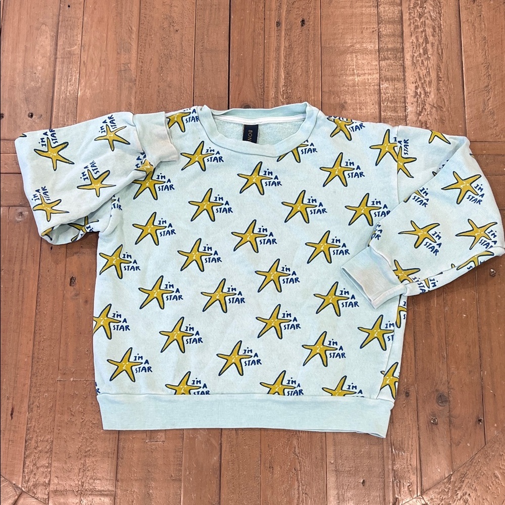 Bonmot I’m a star all over print organic sweatshirt 6-7 years play condition